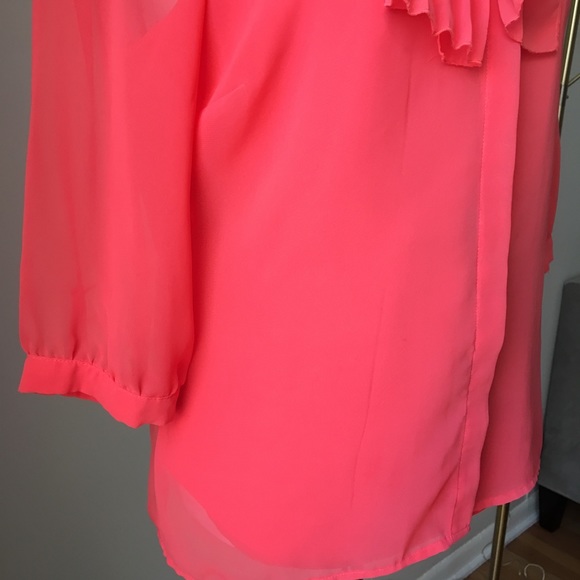 DONATED Coral Blouse | Worthington - Picture 3 of 3